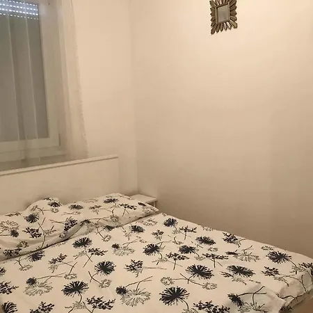 Appartement Smeraldo Wellness Apartman *